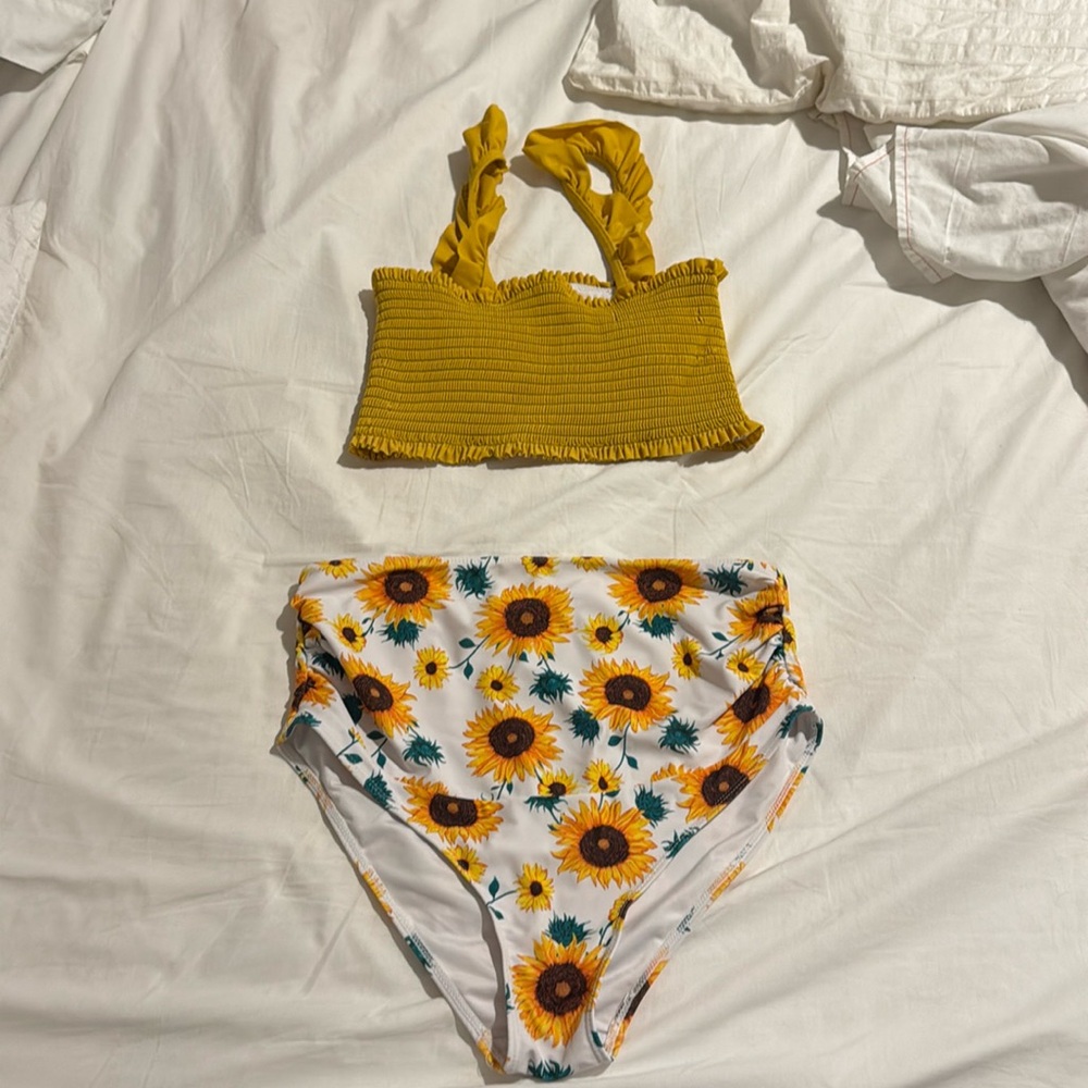 Maternity swimsuit medium sunflowers